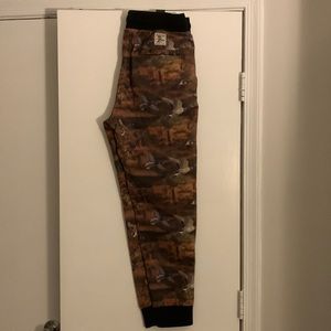 Diamond hunting sweatpants